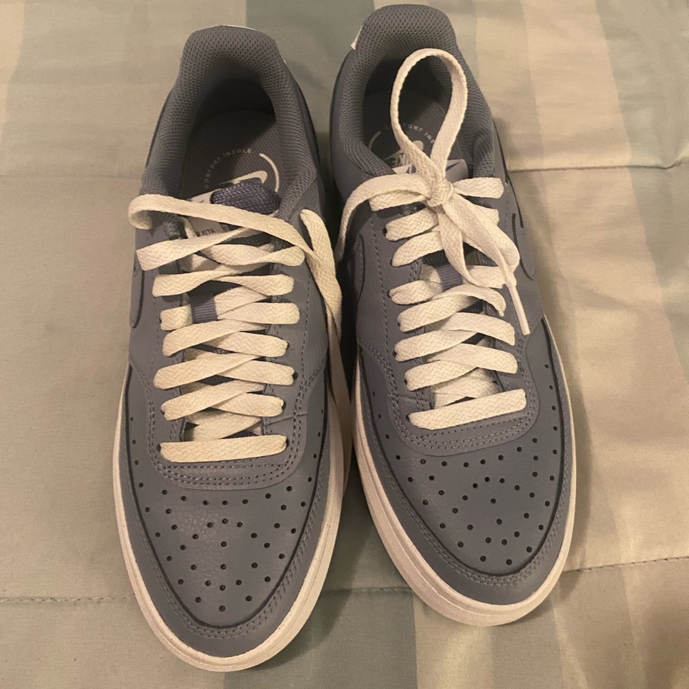Tennis Shoes